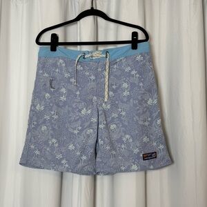 Patagonia Wavefarer Boardshorts Men’s 33 Ghost Purple